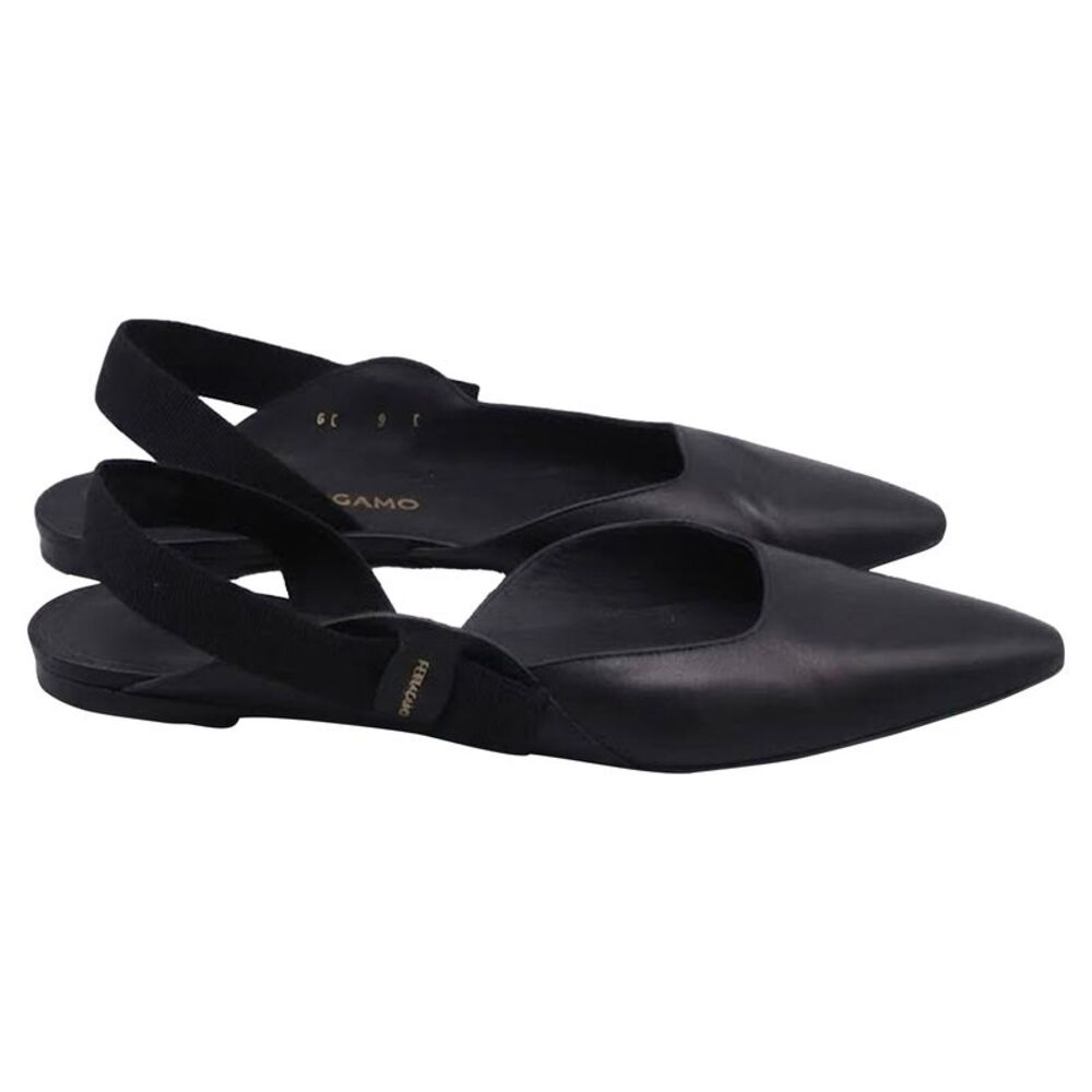Ferragamo Vaina Slingback Ballet Flats in Black Leather